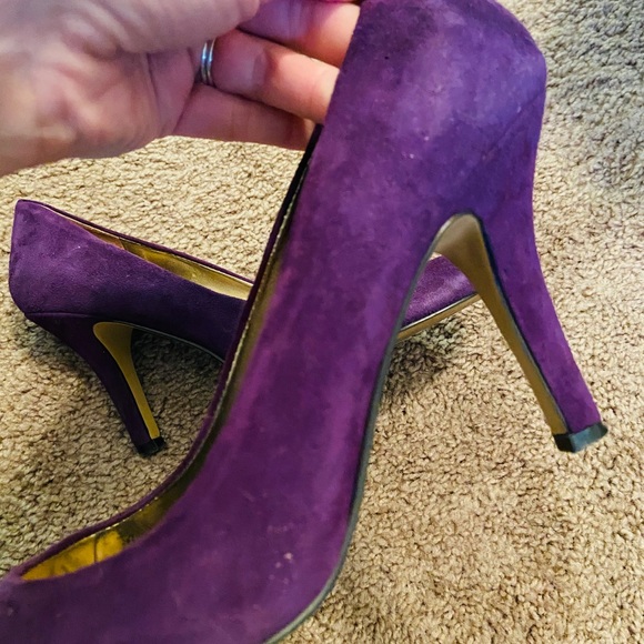 COPY - Purple Suede Nine West heels - Picture 6 of 6
